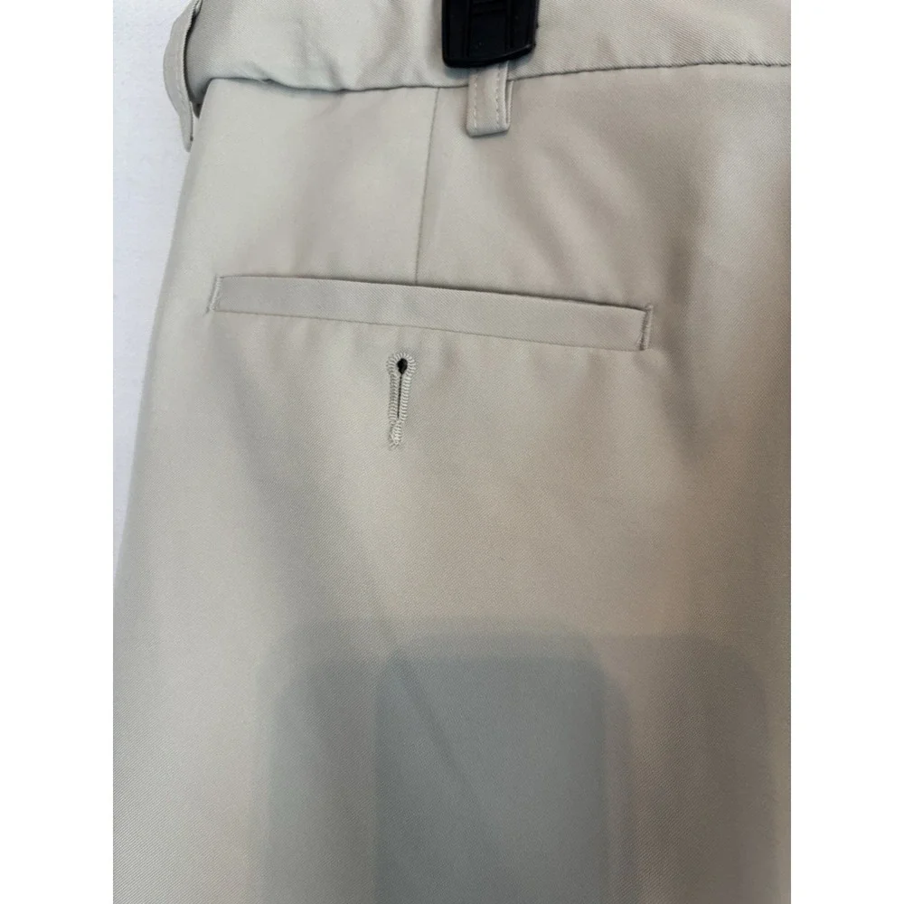 HAGGAR COOL 18 PRO Golf Shorts Men's 36x9 Khaki Adjustable Waist